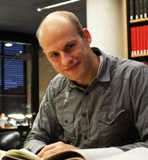 Datei:Markus Hünniger Foto Portrait.jpg