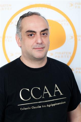 Datei:Fotios Amantides 320x480.jpg