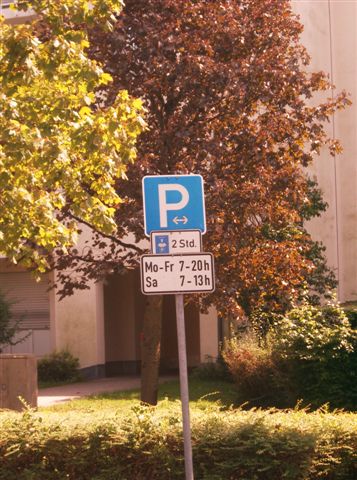 Parkplätz Germering Stadthalle5.jpg