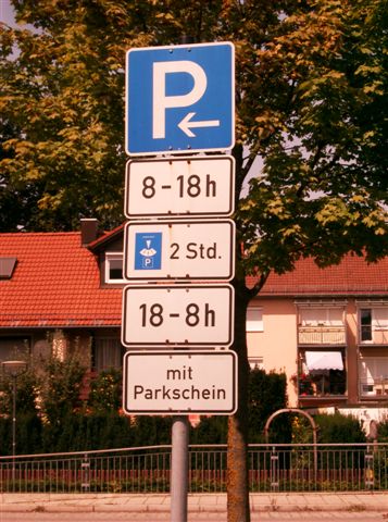 Parkplätz Germering Stadthalle1.jpg
