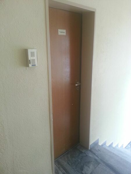 Datei:LGS Gelastrasse 14 WC.jpg