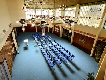 Stadthalle Foyer 3.jpg