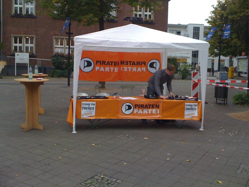 Datei:Infostand Dormagen1.jpg