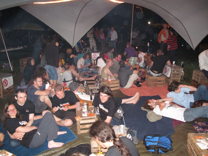 Datei:SamstagabendmitStimmung1.JPG