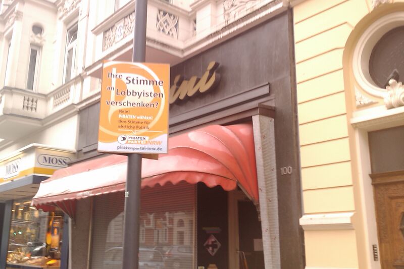 Datei:Plakat Bismarckstraße 100.jpg