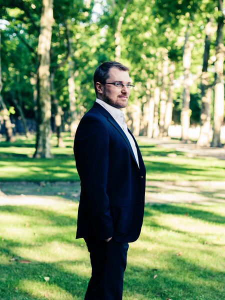 Datei:Navy right.jpg