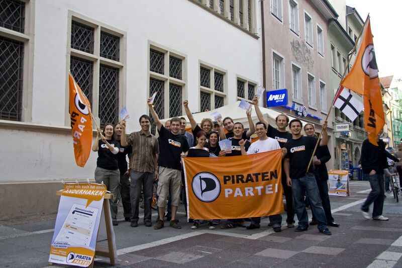 Datei:Infostand-KN-20090926-Gruppenfoto.jpg