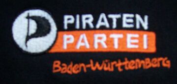PirateStick Logo Brusttaschengröße