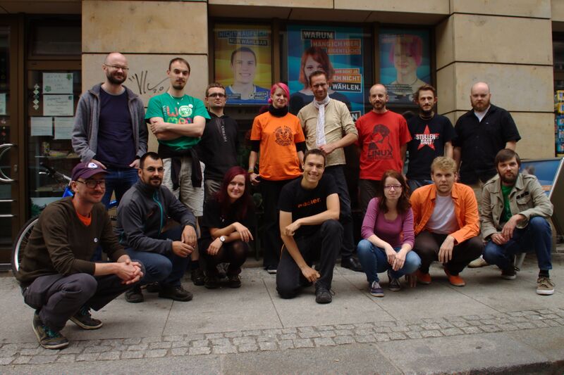 Datei:Shirt on tour 2.jpeg