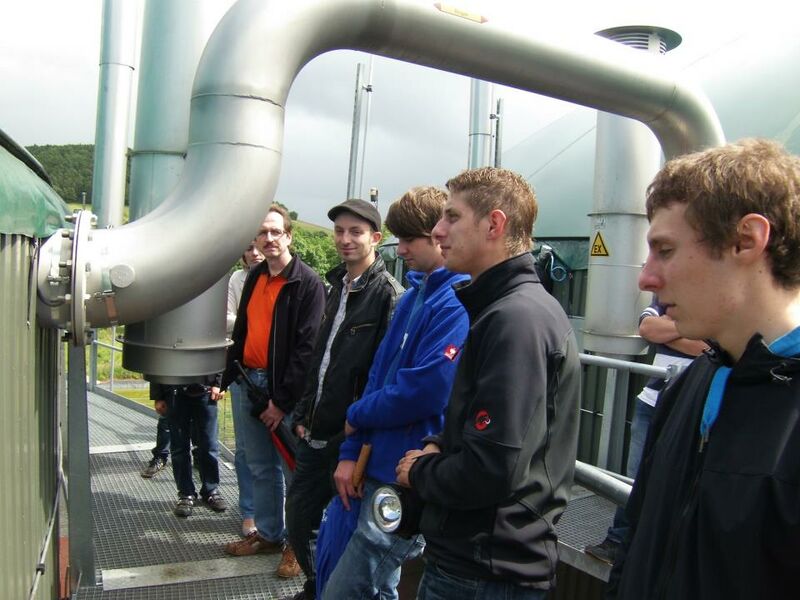 Datei:Biogasanlage Besichtigung.jpg