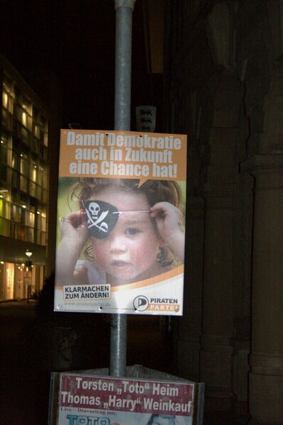 Datei:Plakate ka innenstadt 31.jpg