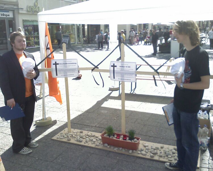 Datei:IN Infostand1.jpg