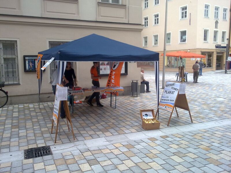 Datei:Infostand 2009-09-19 weilheim.04.jpg