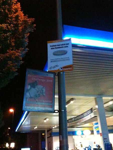 Datei:Plakatierung PB 18.jpg