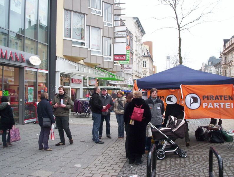 Datei:100220Infostand Herne2.JPG