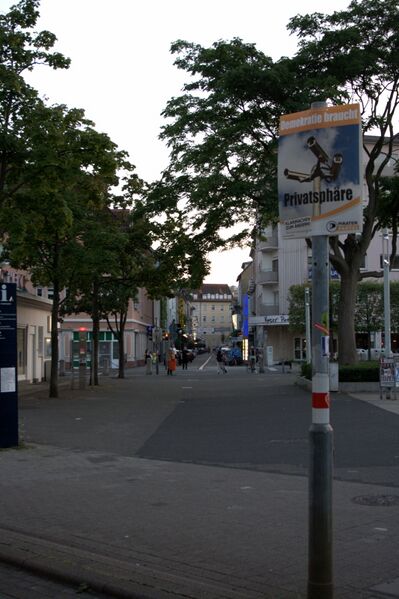 Datei:Plakate ka innenstadt 21.jpg