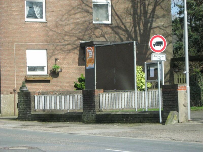 Datei:Rees-Empel Reeserstr Hurlerstr 24.JPG
