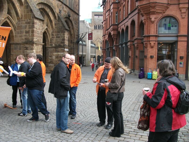 Datei:2012-04-14 - Infostand Minden.jpg