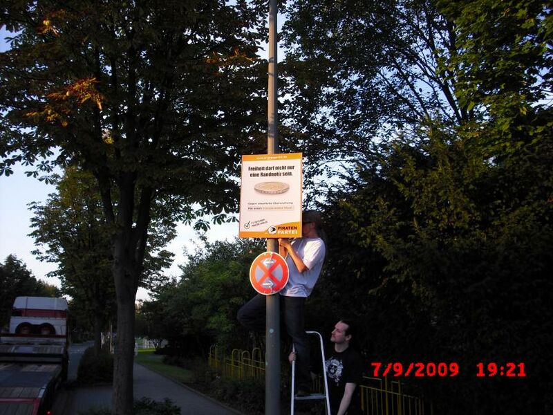 Datei:PlakatBTW09DoJD23.jpg