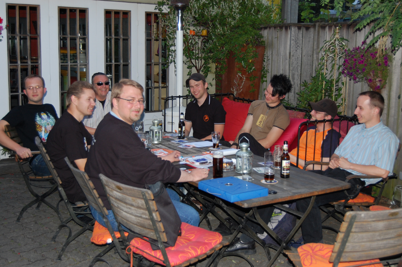 Datei:Piraten stammtisch warstein 290709.png