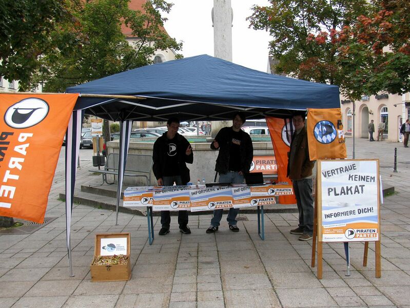 Datei:Infostand 2009-09-26 Schongau.02.jpg