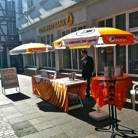 Datei-Infostand2010 KV Mittelhaardt.jpg