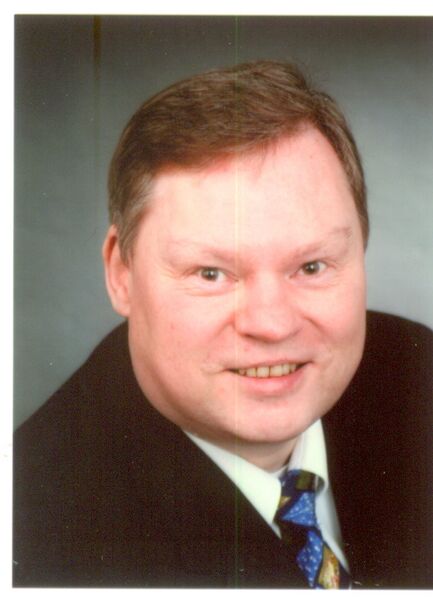 Datei:Passbild Ingo.jpg