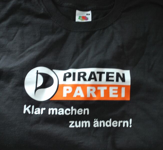 Datei:Lager ol sonstiges shirt.jpg