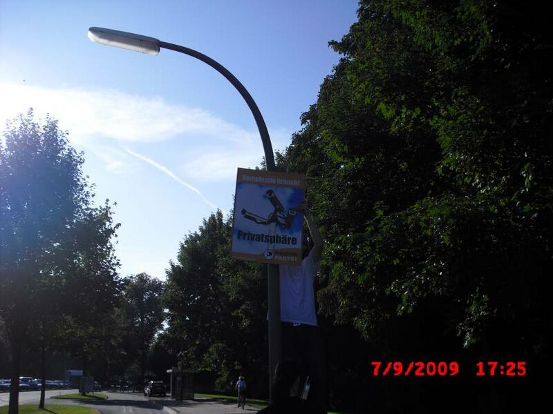 Datei:PlakatBTW09DoJD17.jpg
