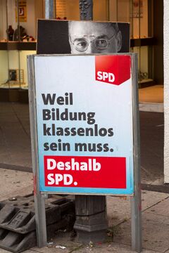 Gysi versteckt sich 900.jpg