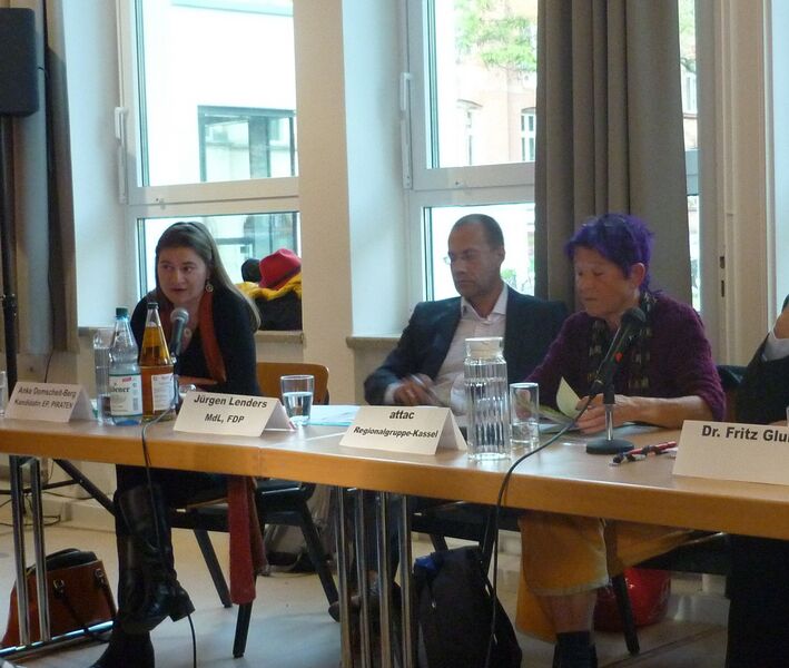 Datei:2014-Kassel-AnkePodiumsdiskussion.jpg