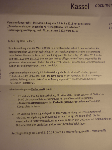 Datei:Kassel-2013-Karfreitag-Tanzdemo-Verbotsverfügung-Seite1.png