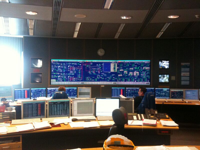 Datei:HKW Mitte Leitwarte.jpg