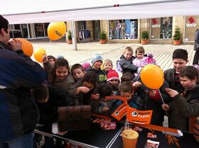 Piratenpartei Infostand.jpg