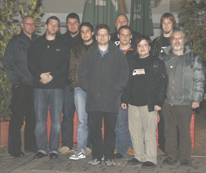 Datei:20130314071506!07cretred - Seidenstadt-Piraten.jpg