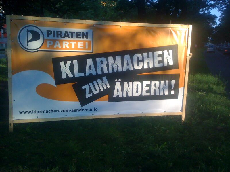 Datei:BerlinerGroßplakat2011.jpeg
