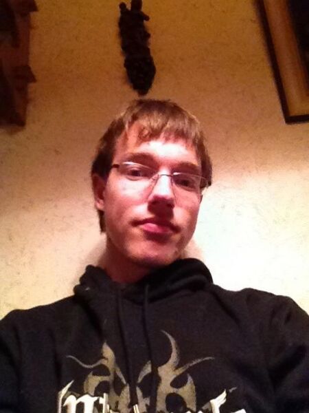 Datei:Dennis deutges.JPG