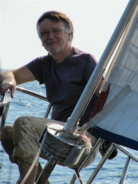 Datei:Rainer auf hoher See.jpg