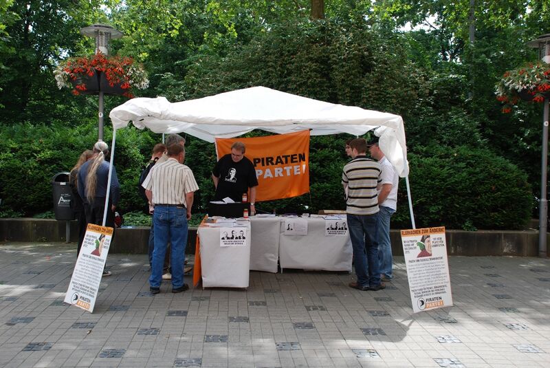 Datei:Infostand ab 200609 PM.JPG