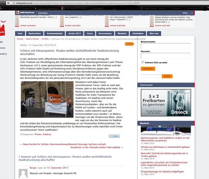 Datei:Marcus-Veranstaltung Halle mit Fahnen.jpg