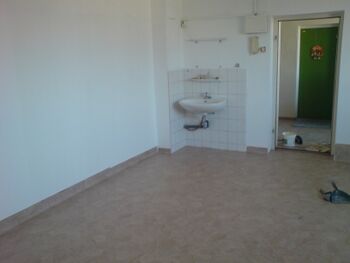 Blick in der GS zur Tür