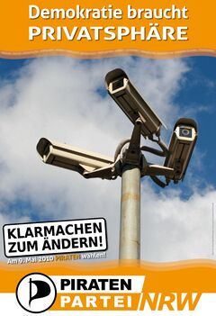 DB Plakat Demokratie braucht Privatsphsere A1.jpg
