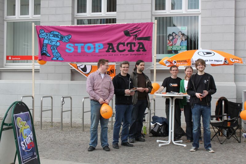 Datei:Anti-ACTA-Stralsund03.jpg