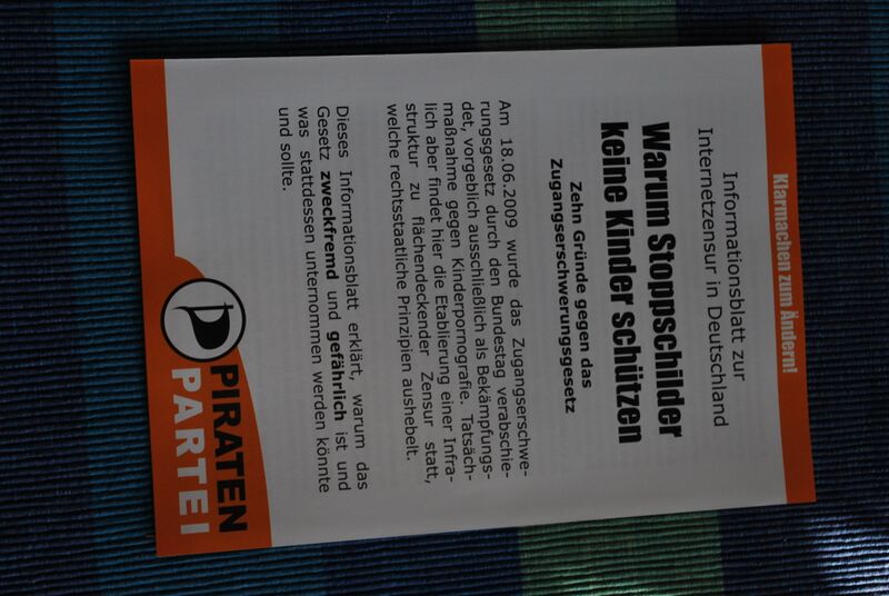 Datei:Lager ol flyer stoppschilder.jpg