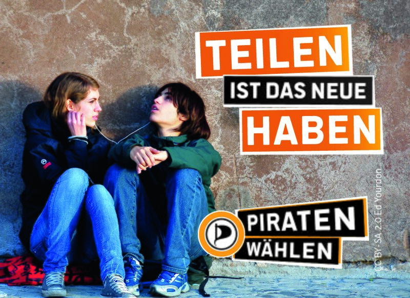 Datei:Aufkleber teilen ist das neue haben.jpg